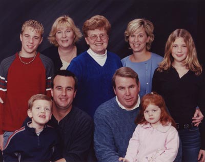 Delores Goettsch Witt family.jpg