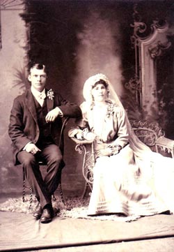 Charles Otto & Anna Luschen Gottsch wedding photo