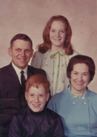 Robert Earl & Marion Christensen family